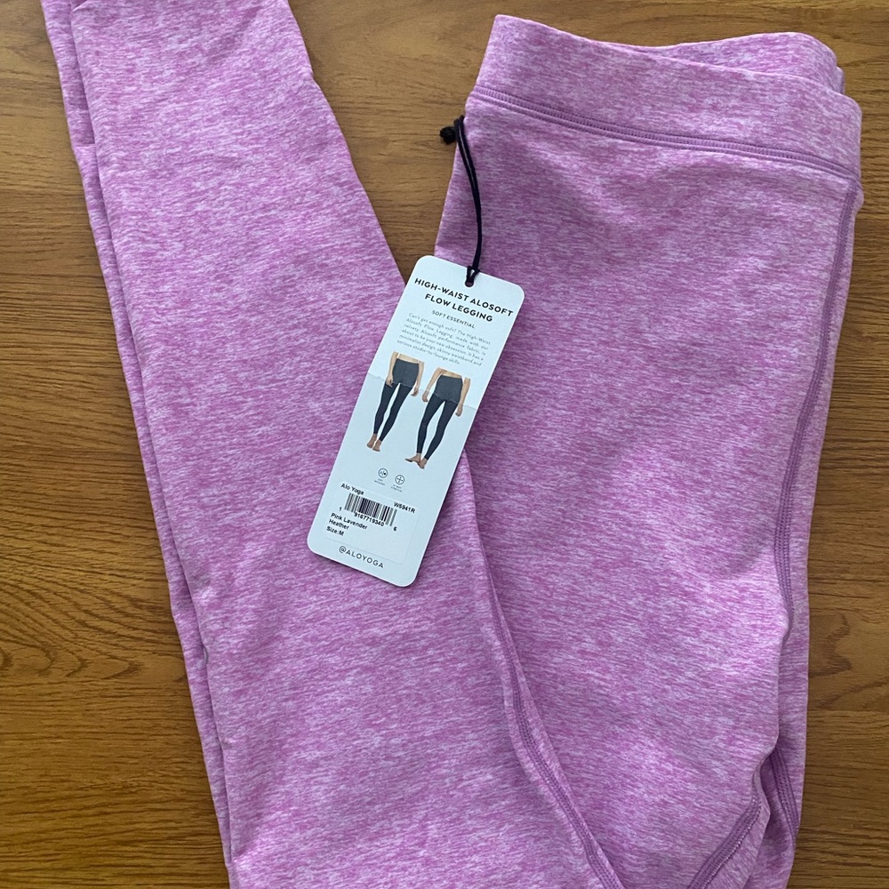 NWT alo High waist AirFlow leggings